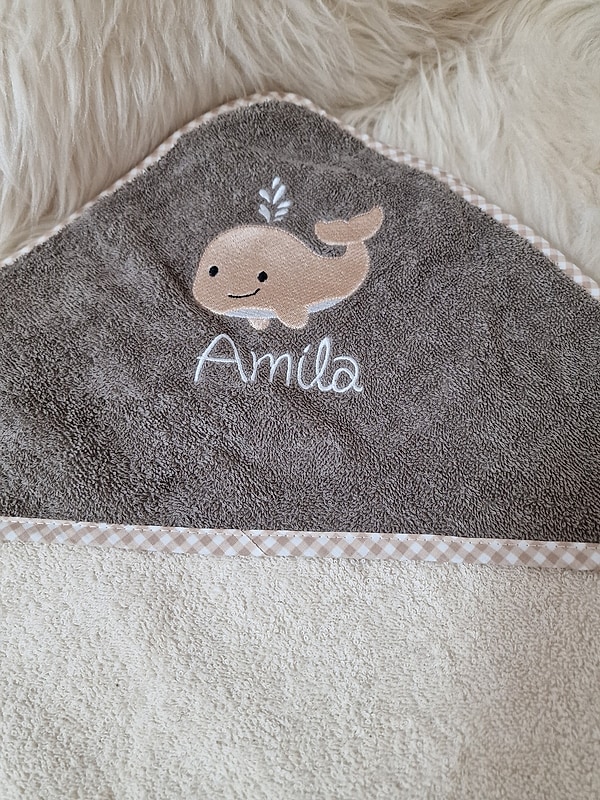 Babybadetuch Kapuzenhandtuch Wal beige Wal beige & Wunschname W373